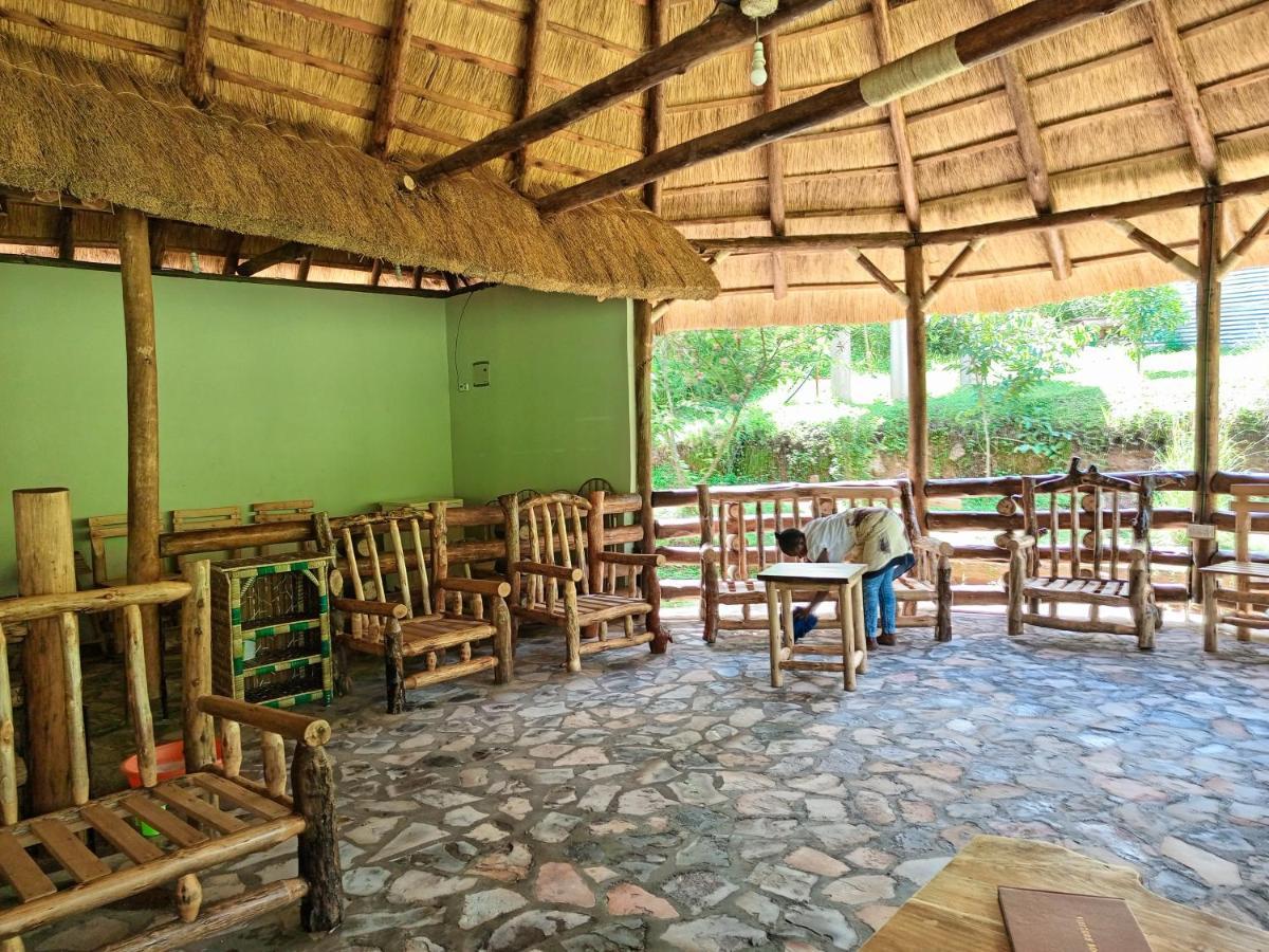 Chimpanzee Capital Safari Lodge Bigodi 외부 사진